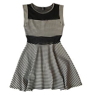 FOREVER 21 Women Mini Dress size M Sleeveless Mesh Detail Stripes Black & White